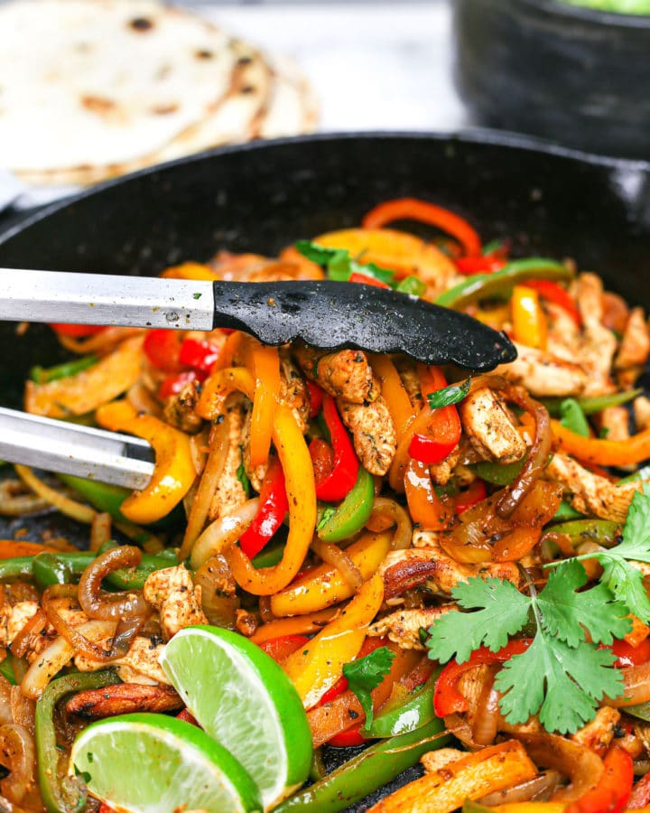 Skillet Chicken Fajitas – Mess in the Kitchen