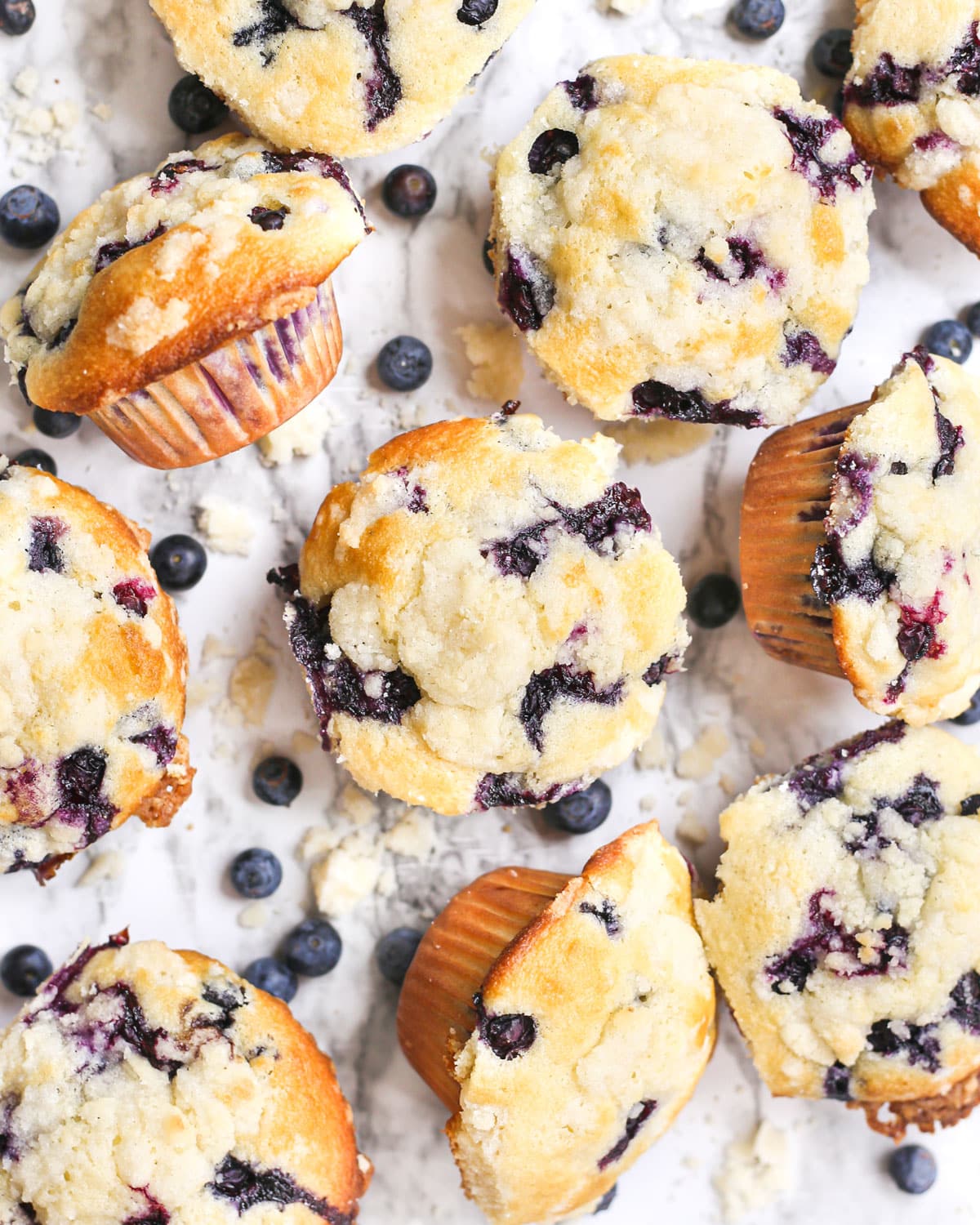 bakery style blueberry streusel muffins