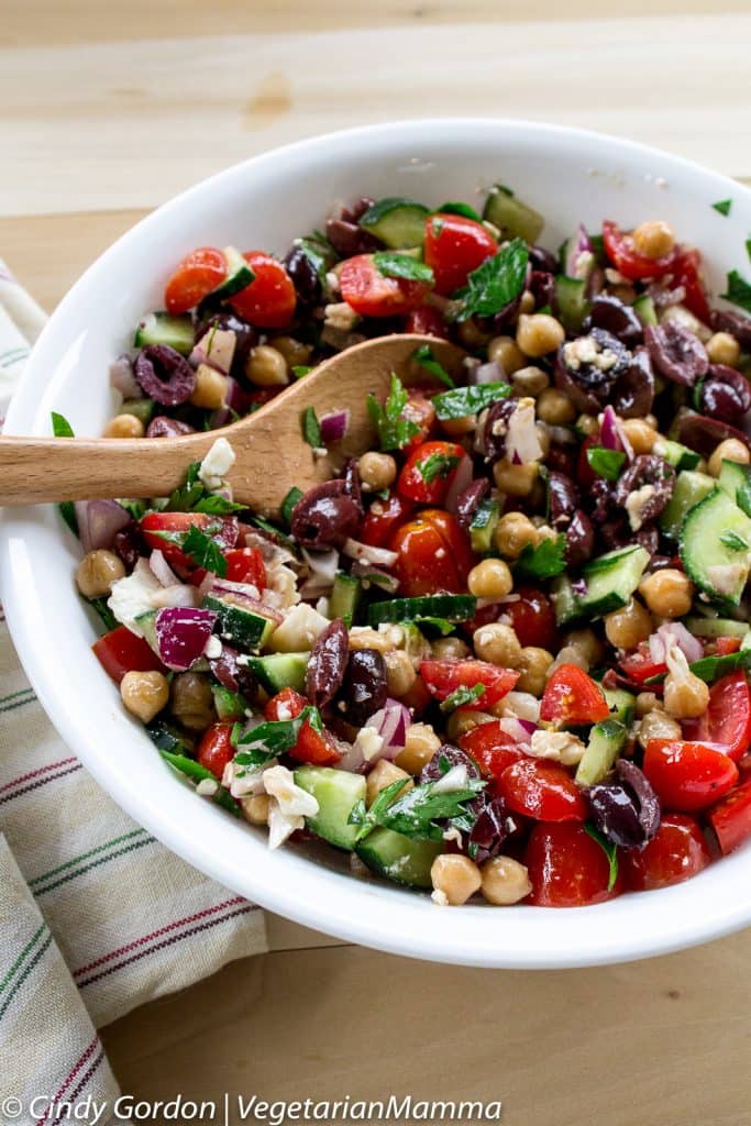 Mediterranean Chickpea Salad