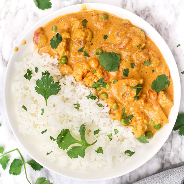 Vegan Cauliflower Curry – Mess in the Kitchen