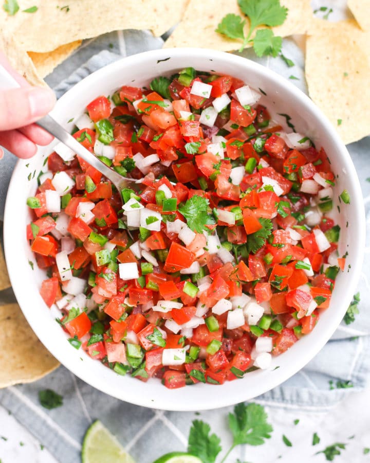 Pico de Gallo Recipe – Mess in the Kitchen