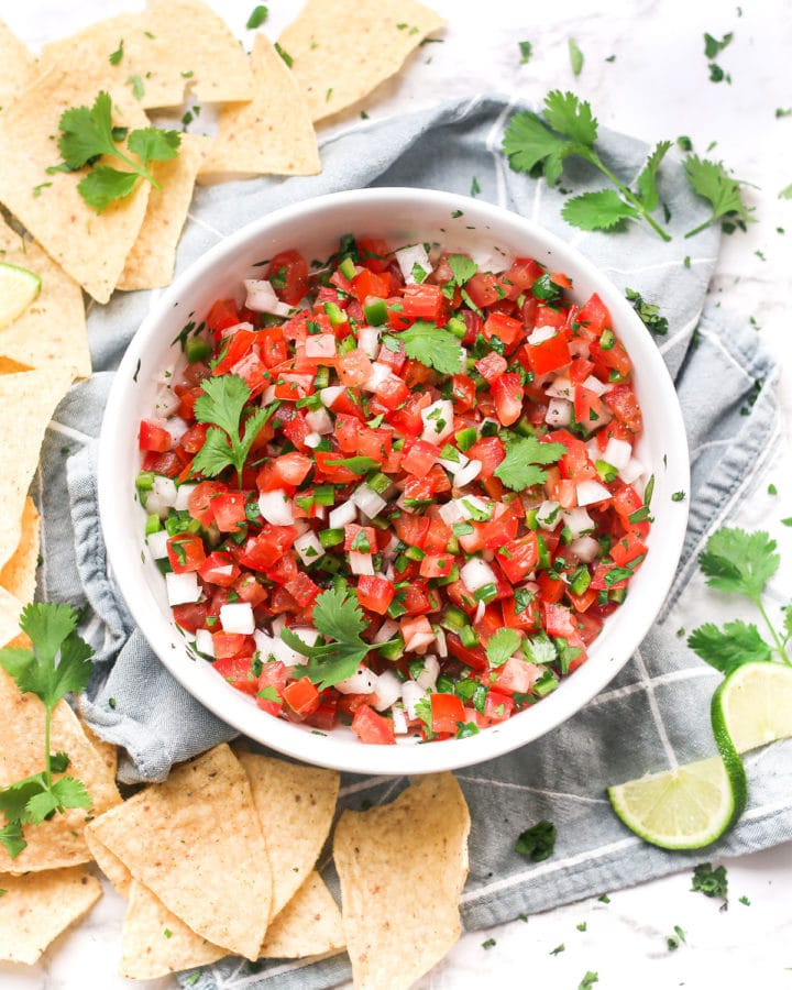 Pico de Gallo Recipe – Mess in the Kitchen