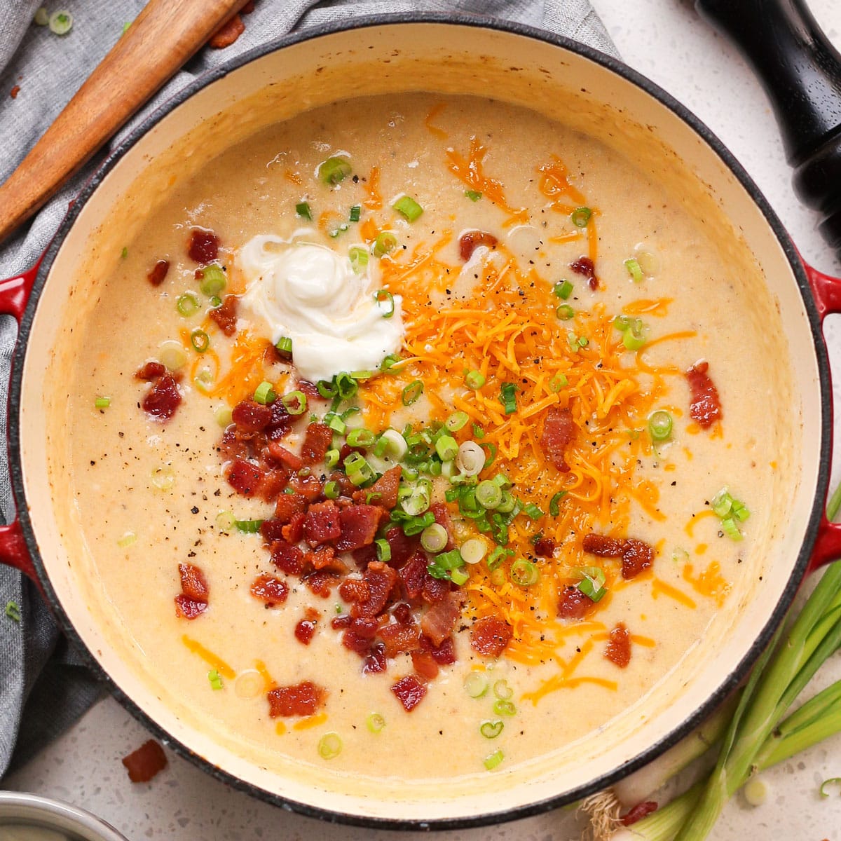 Loaded Baked Potato Soup – Mess in the Kitchen
